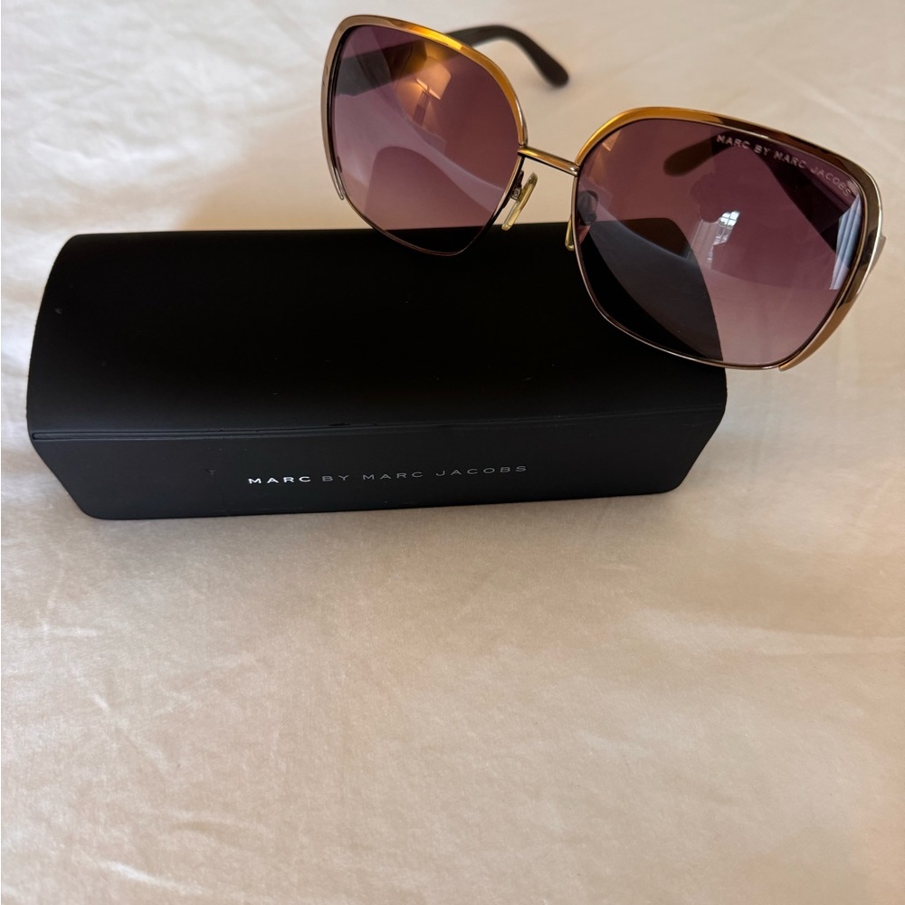 Marc by Marc Jacobs Sunglasses - Picture 6 of 8